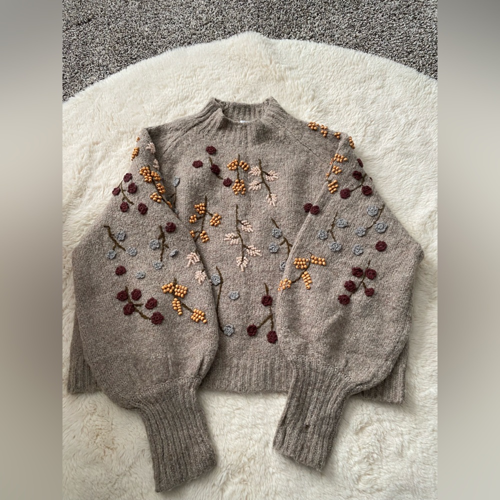 ZARA Beaded Knit Sweater Special Edition Size M